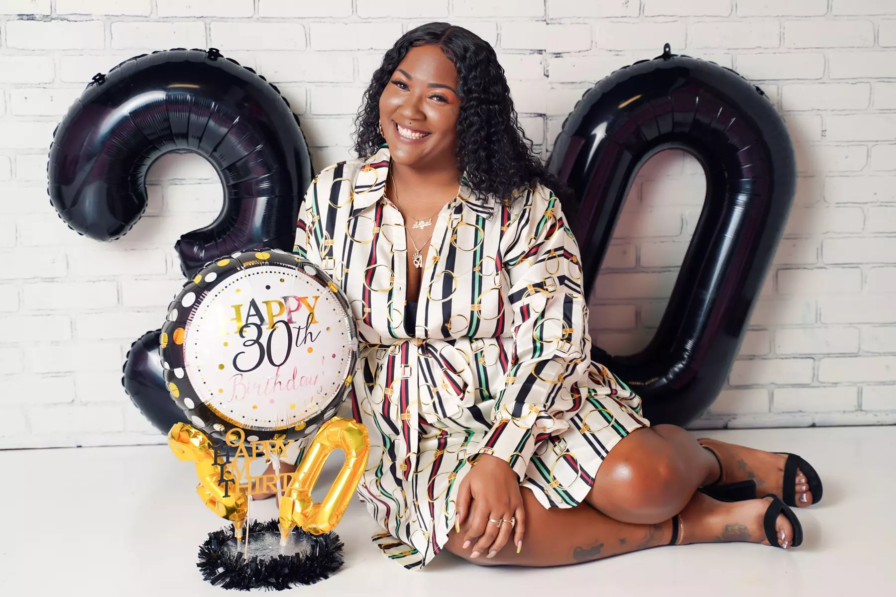 Capture Fun Moments with In-Studio Birthday and Cake Smash Shoots