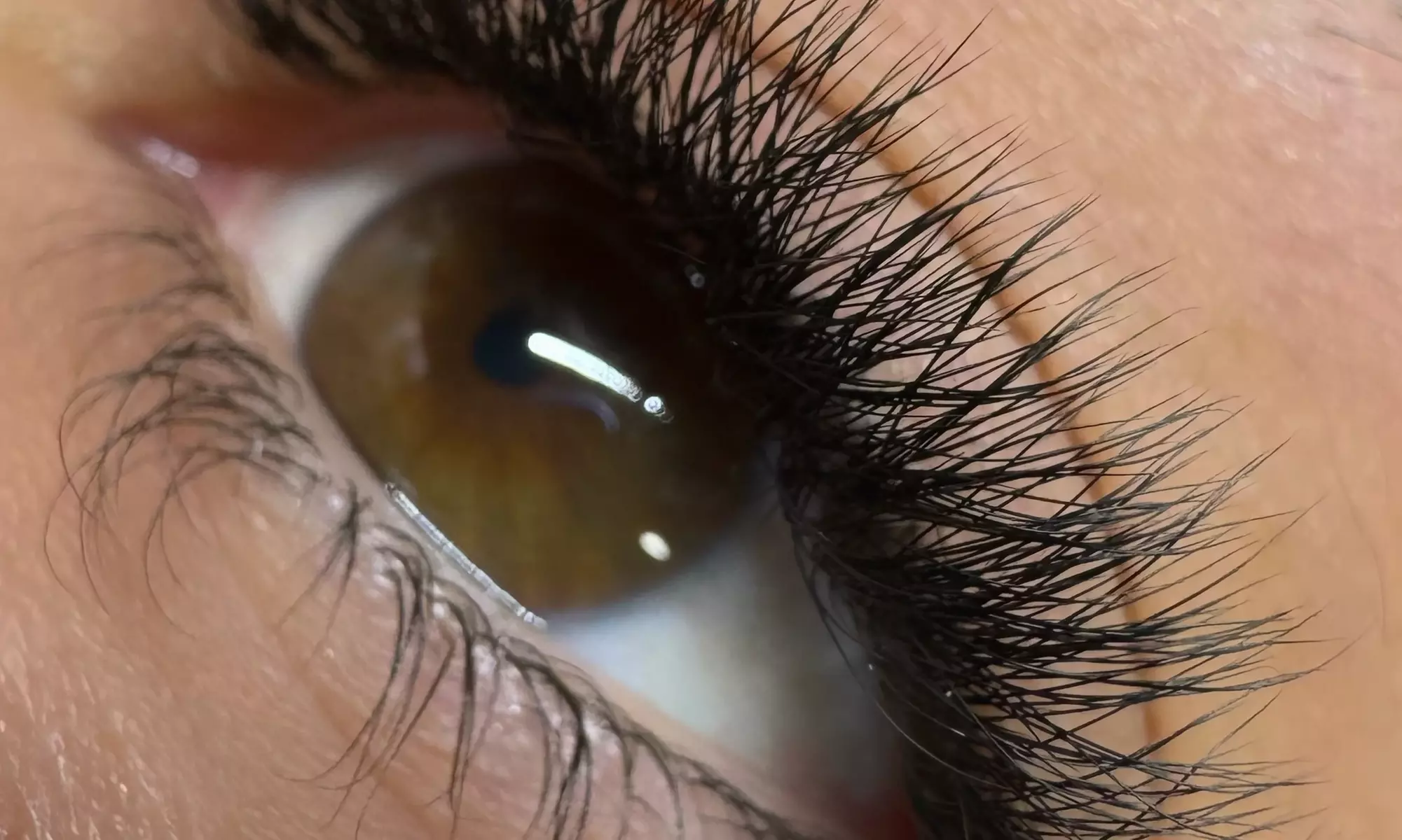 Enhance Your Lashes with Classic or Russian Volume Eyelash Extensions at Love Mon Beauty Spa (Up to 50% Off) - Primary Image