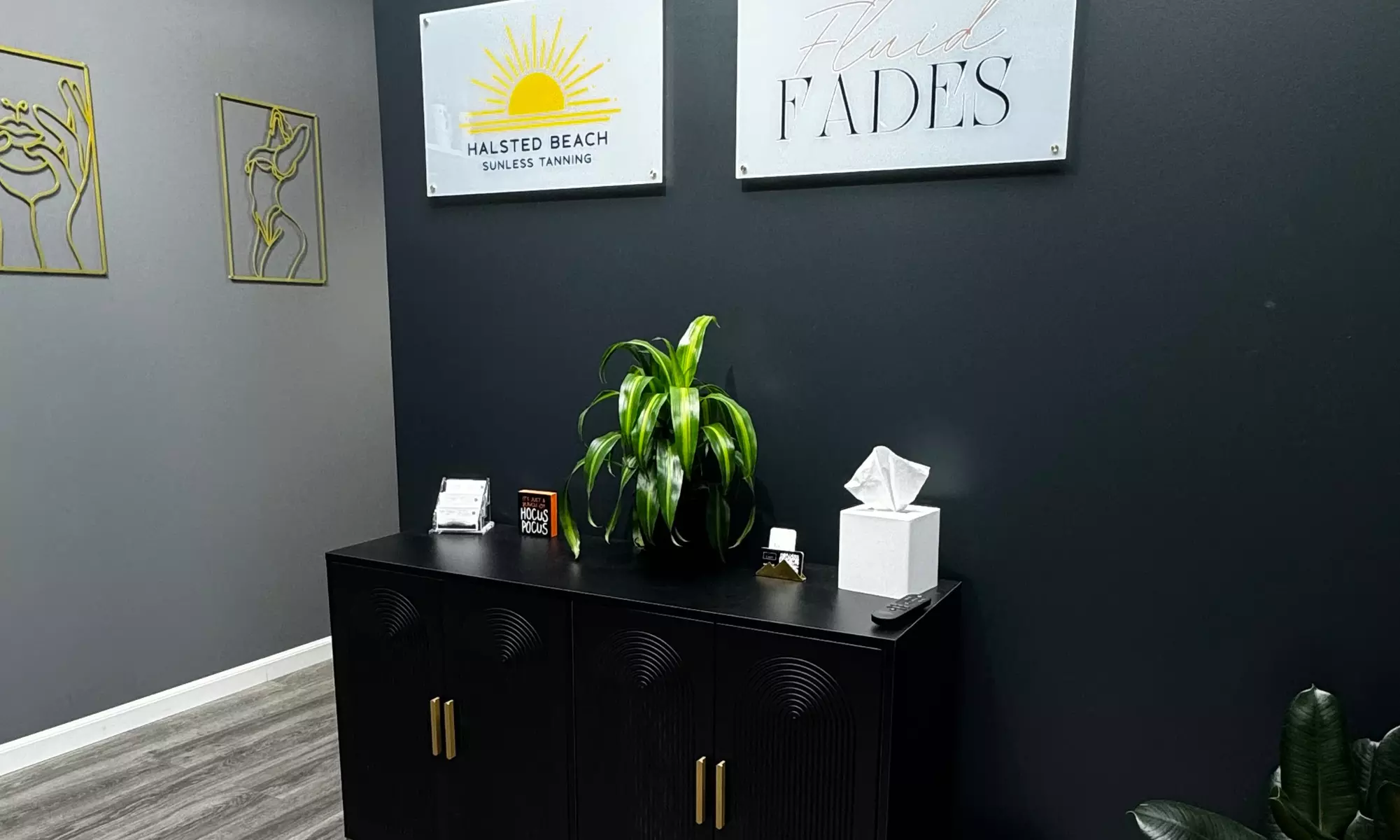 Up to 32% Off on Spa / Salon Beauty Treatments at Halsted Street Beach Tanning
