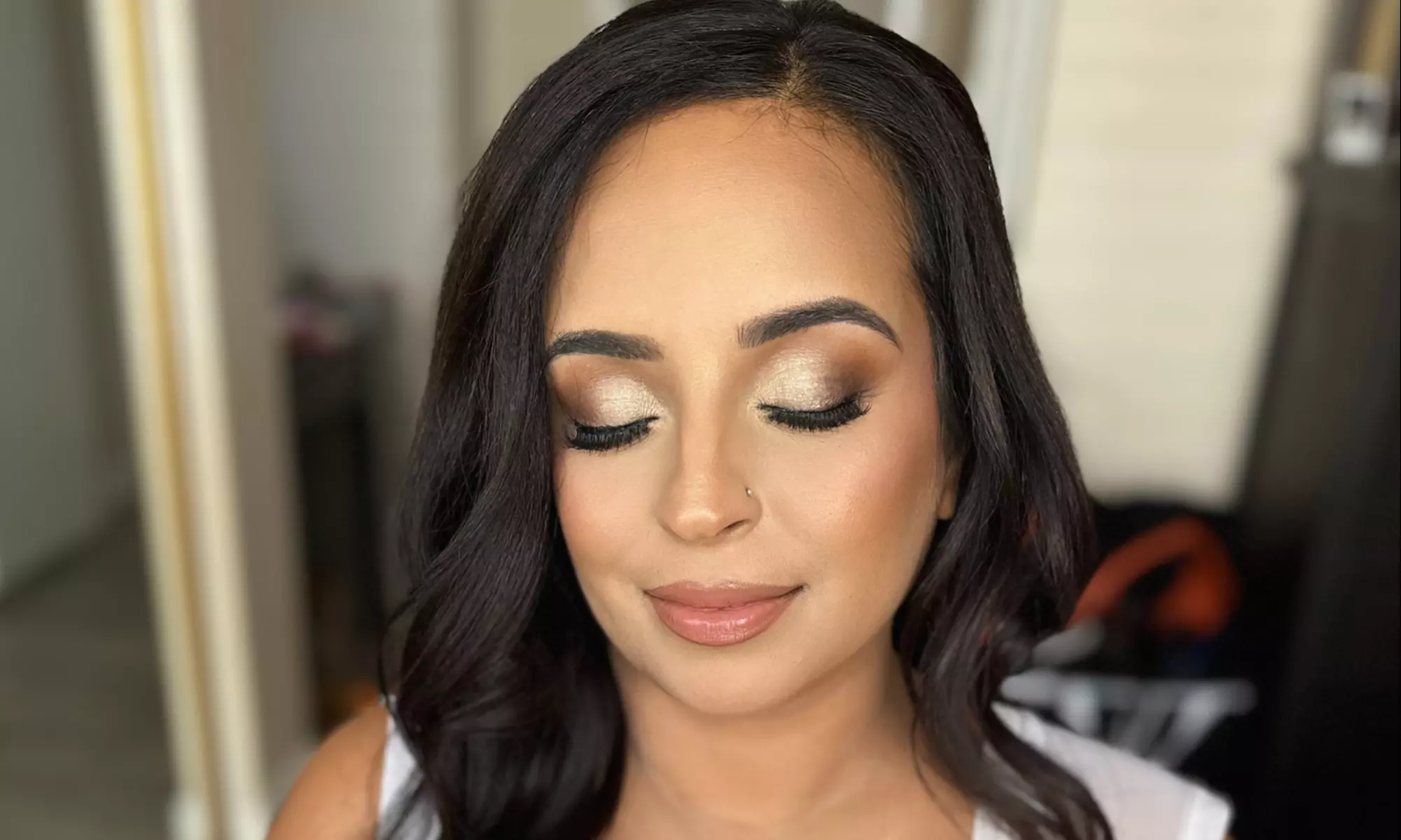 Full Face Makeup Application for Any Occasion
