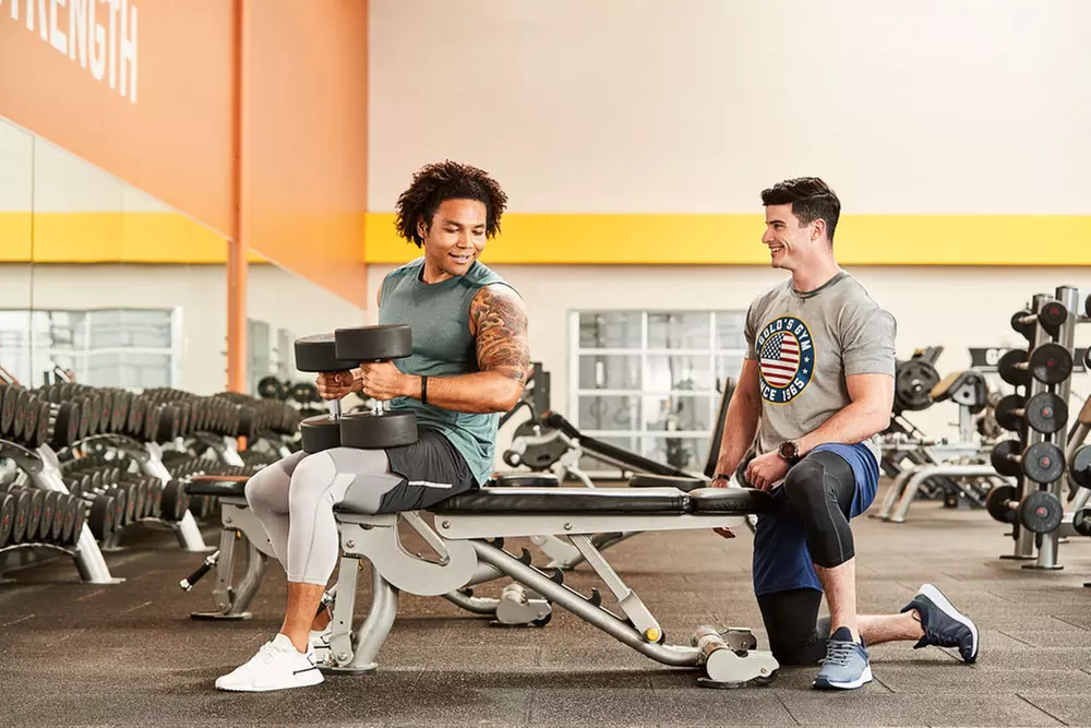$20.50 for a One-Month Gym Membership and One Personal-Training Session at Gold's Gym ($164 Value) - Primary Image