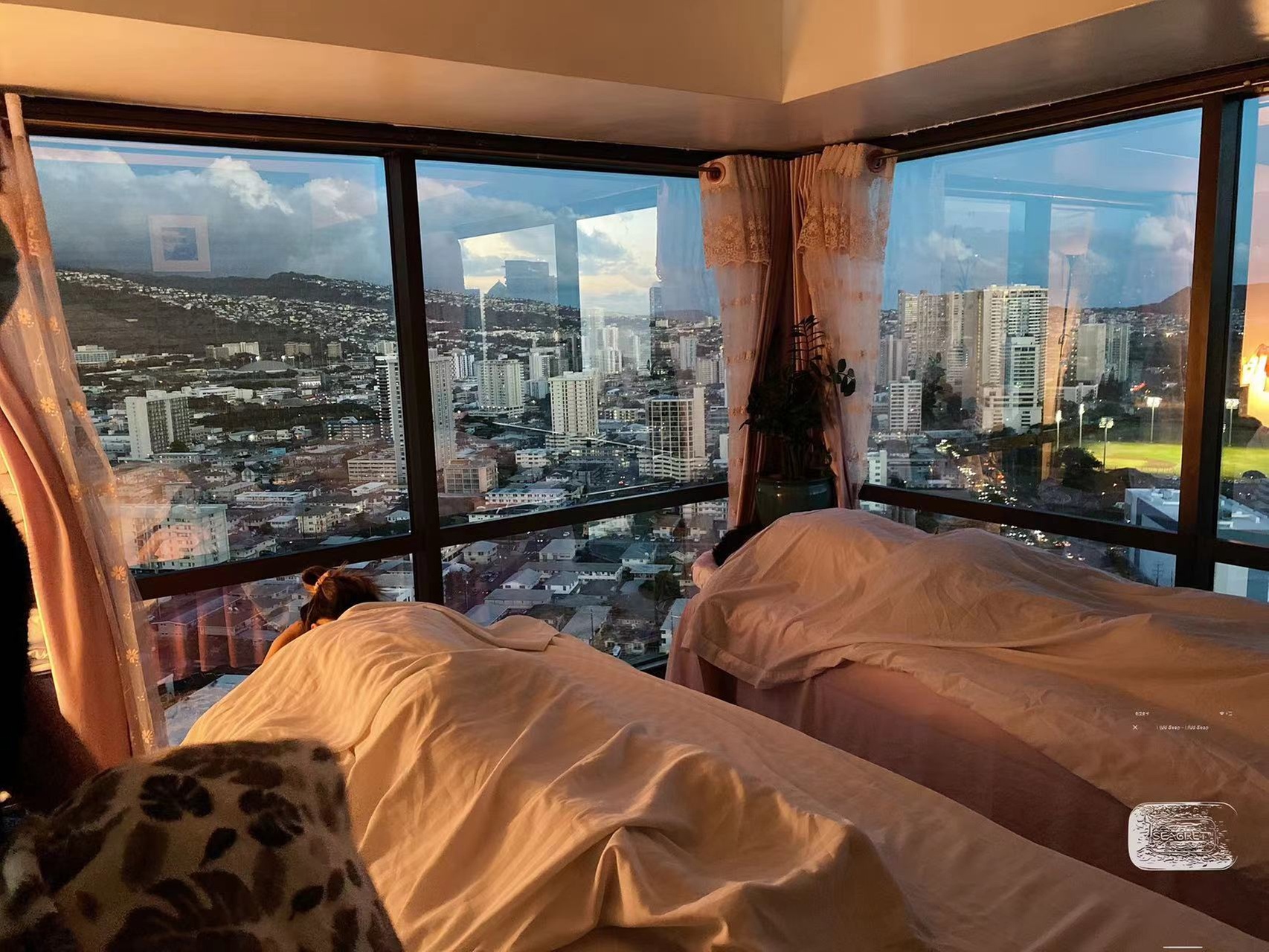 Unwind Together with Couples Massage with Add-Ons