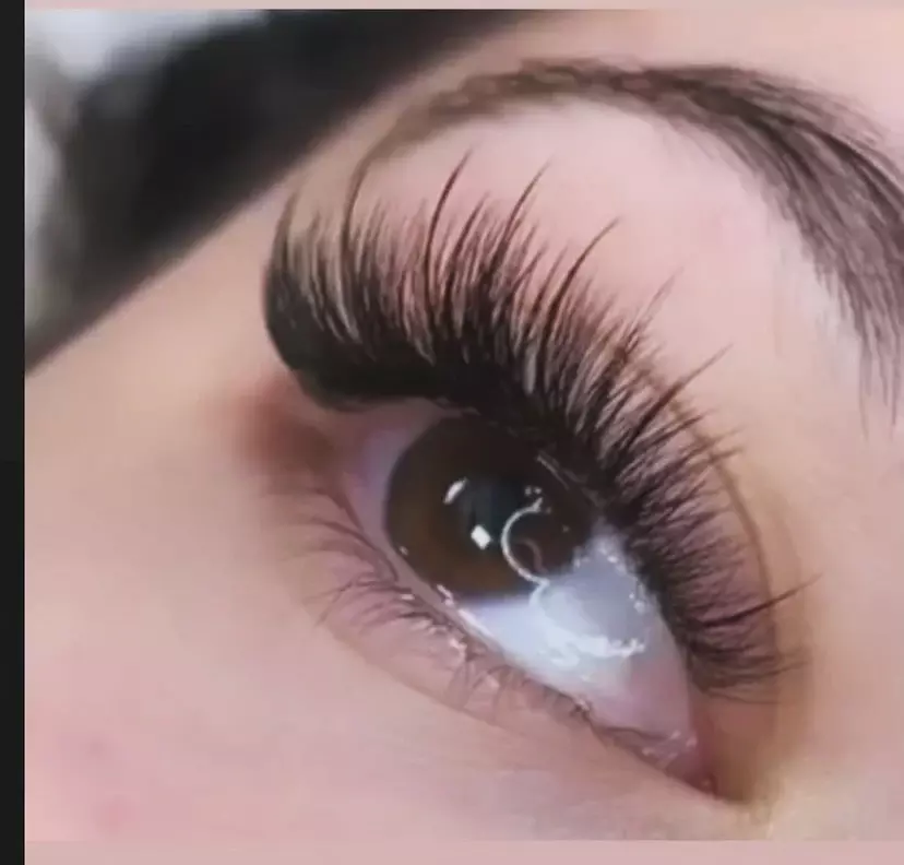 Up to 37% Off on Eyelash Extensions at Lash brows bar