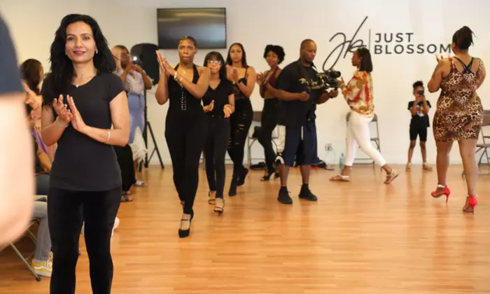 In person modeling skills workshop with indoor or outdoor shoot