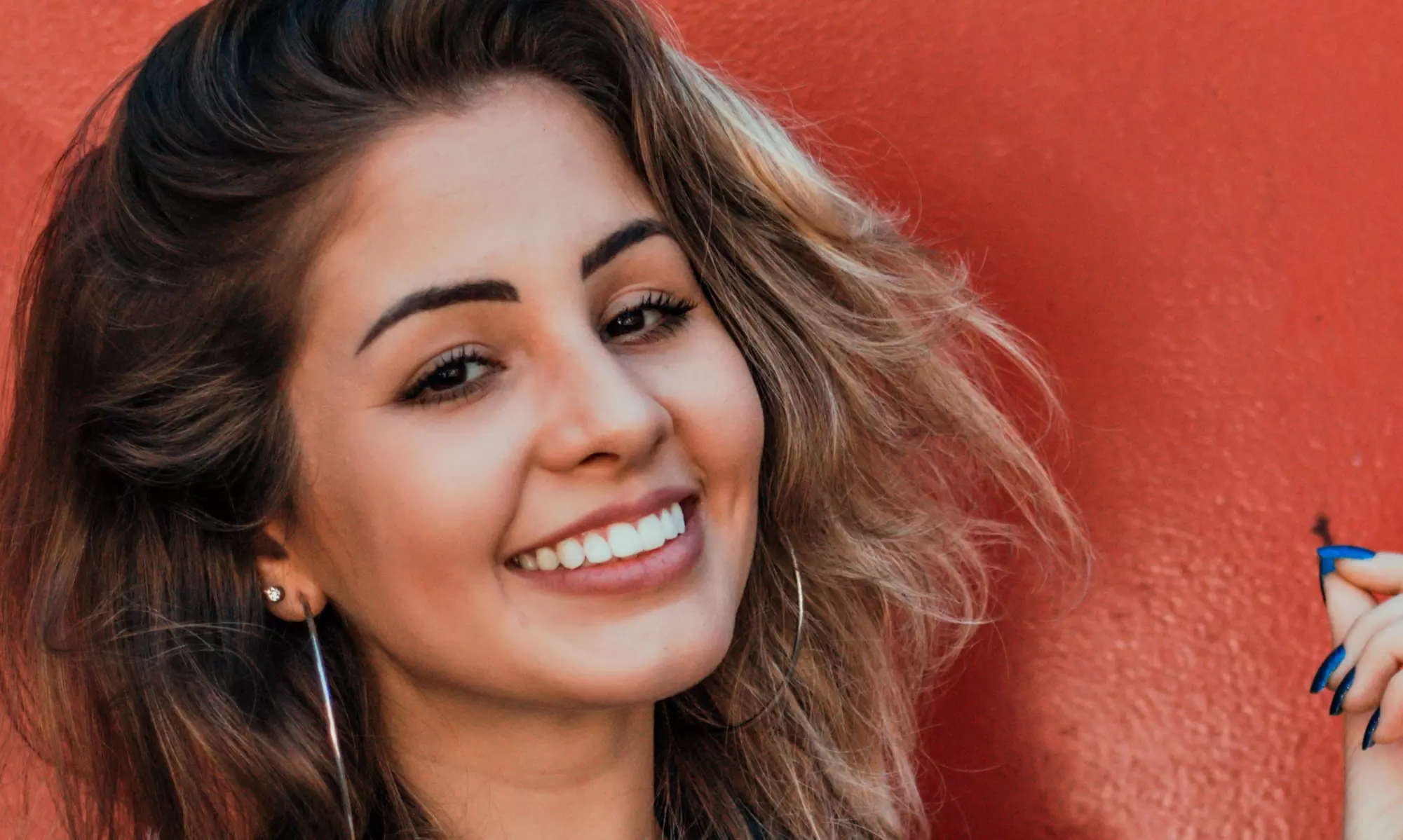 Up to 71% Off on Dental Implant / Corona / Veneer at Sparkling Smile Dental - Second Medium