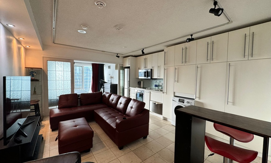 Image 3: Bring Back the Sparkle! 5 or 6.5 Hours Deep Cleaning Services