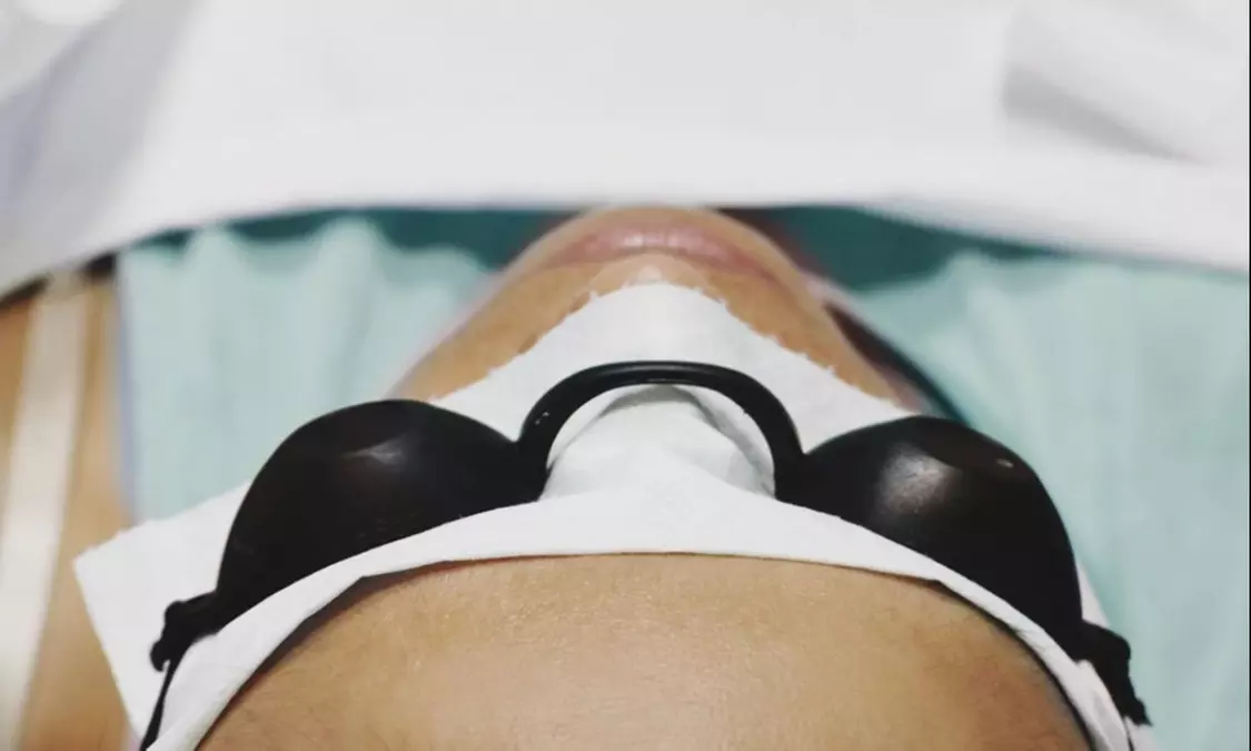 Facial IPL Photo Treatment for Skin Brightening and Redness