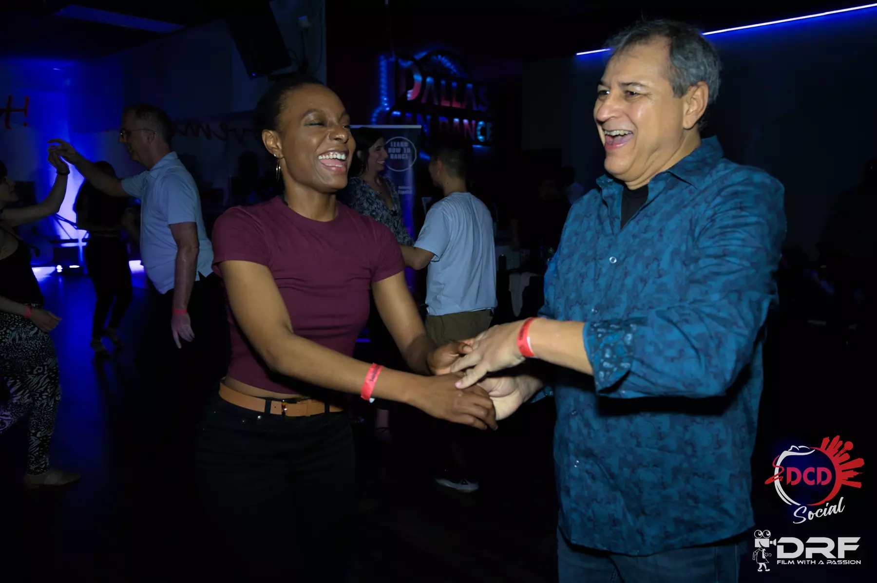 Group Dance Classes for Beginners and Enthusiasts