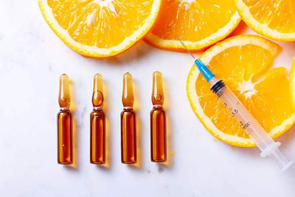 8 or 4 Lipotropic Fat-Burning Injections or Vitamin Packages or More (Up to 50% Off) - Primary Image