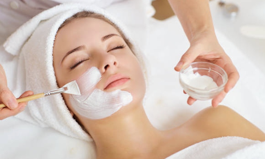 Image 2: Up to 56% Off on Spa / Salon Beauty Treatments at GIA Sweet Beauty