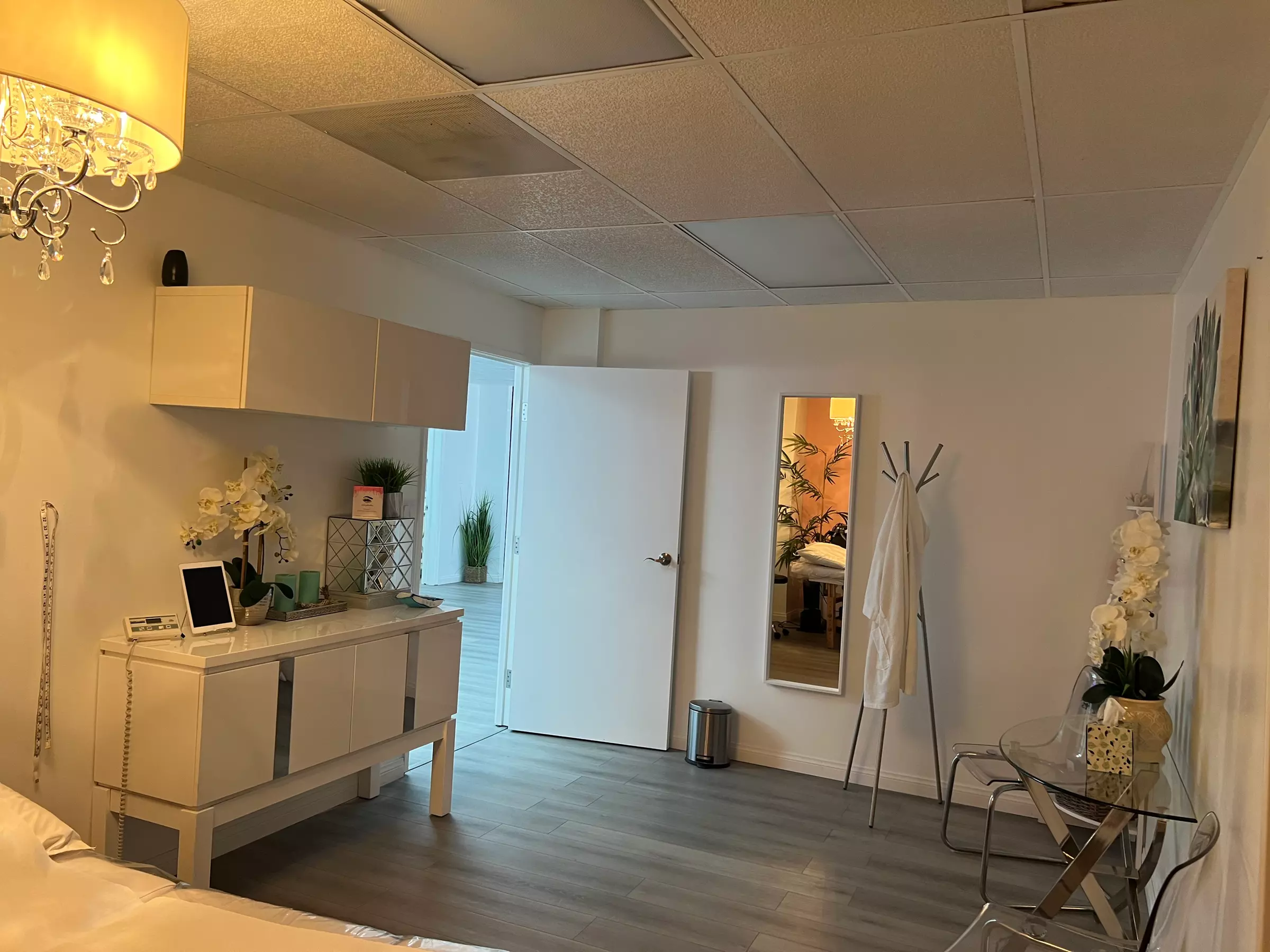 Explore Ultrasonic Body Sculpting Sessions & Packages