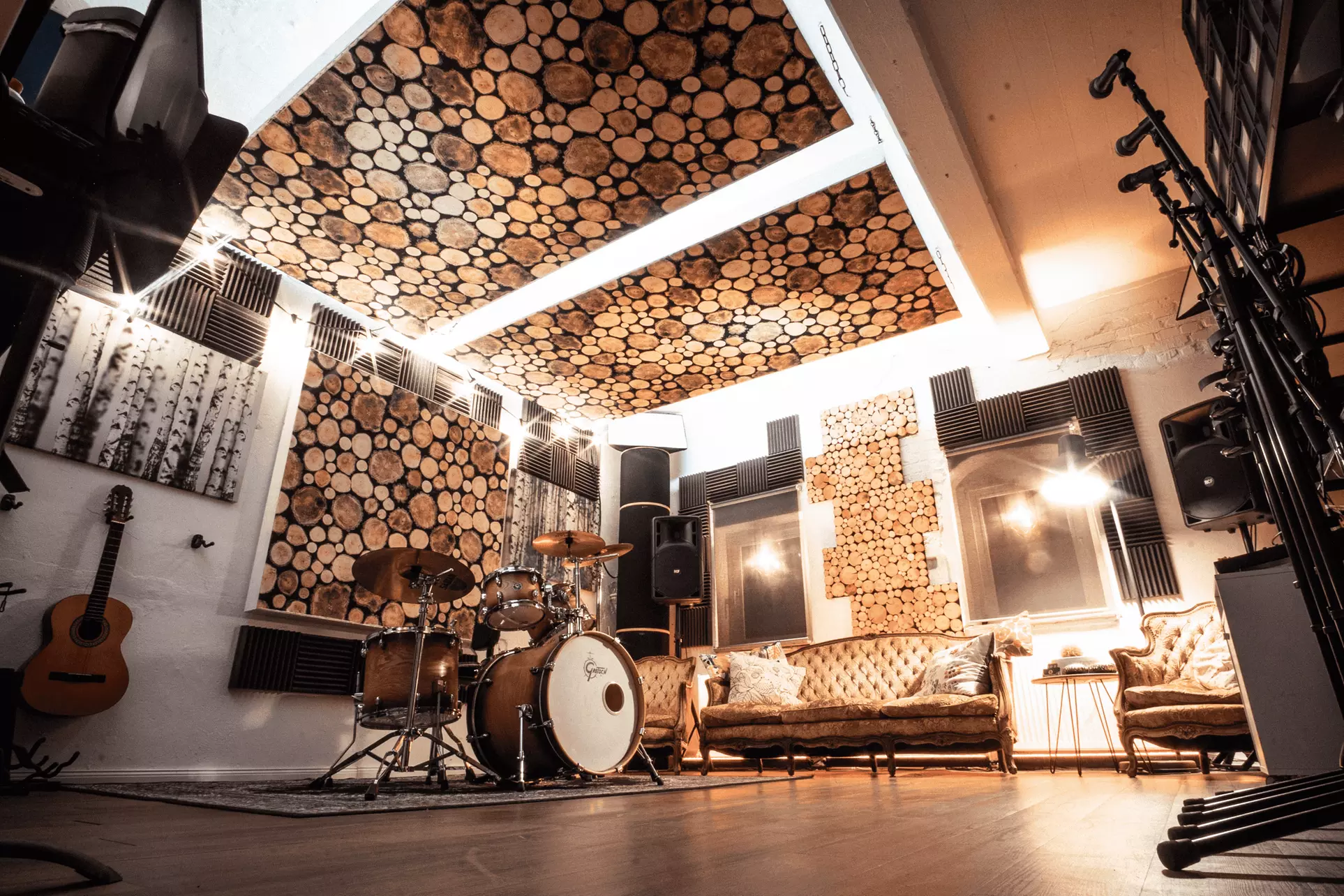 Bis zu 45% Rabatt auf den Aufnahmestudio bei Salvador Studioz