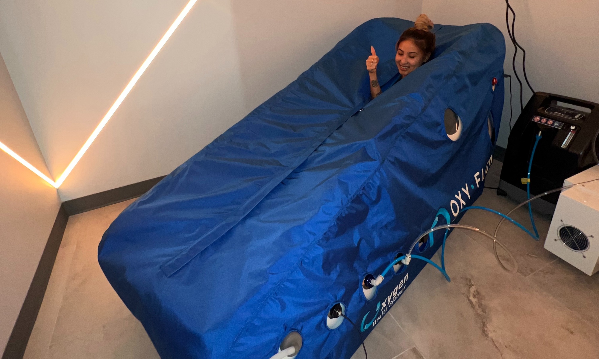 Experience a 60-Minute Hyperbaric Oxygen Chamber Session