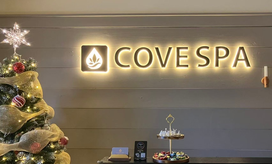 Image 3: Up To 53% Off on VIP Massage or Head Spa Renewal 
