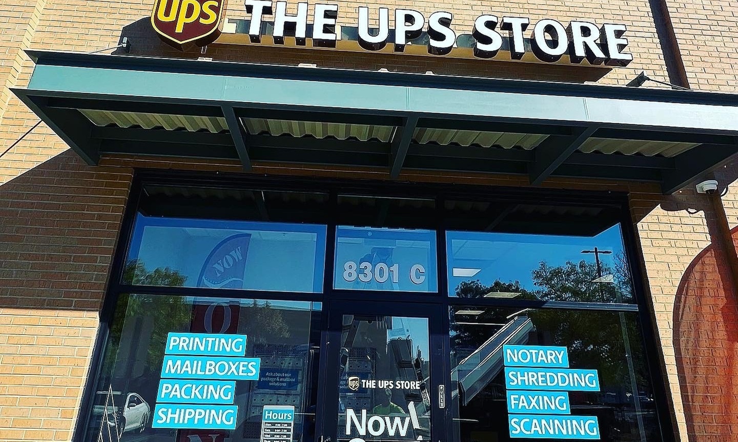 6 or 12-Month Mailbox Services at The UPS Store – Chicago, IL
