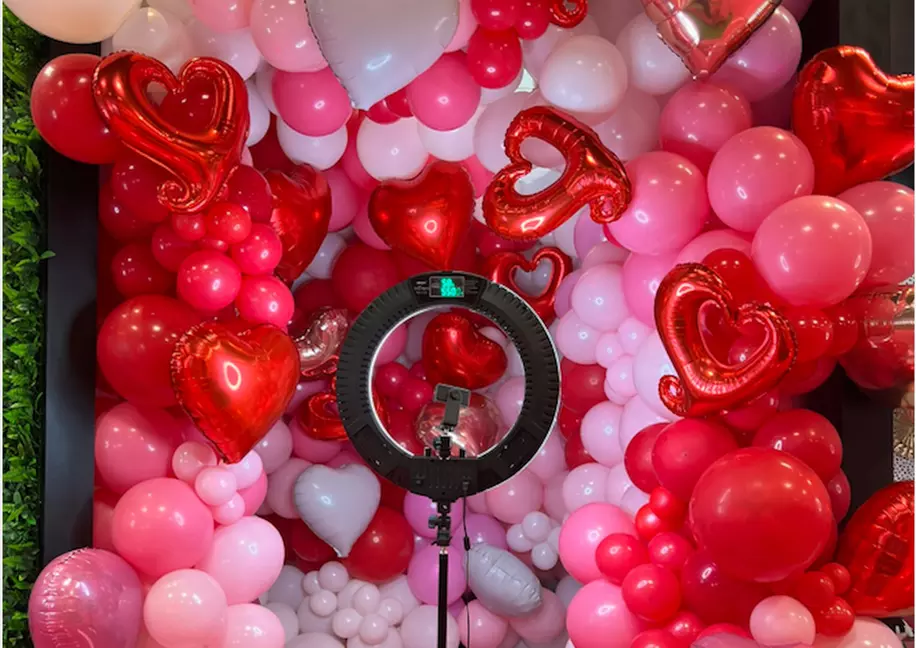 Lemonade Selfie Museum (Valentines Day Experience) on February 14th - Primary Image