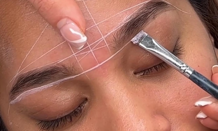 Image 5: Get Flawless Brows with Lamination & Tinting for a Bold Look