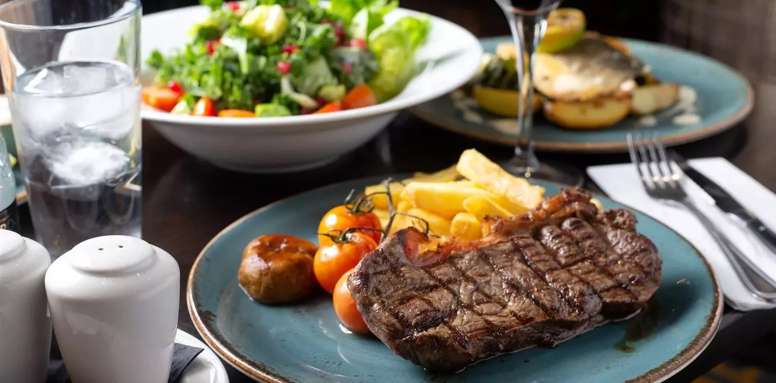 Friday Live Jazz Night With Gourmet Main Course & Wine For Up to 4