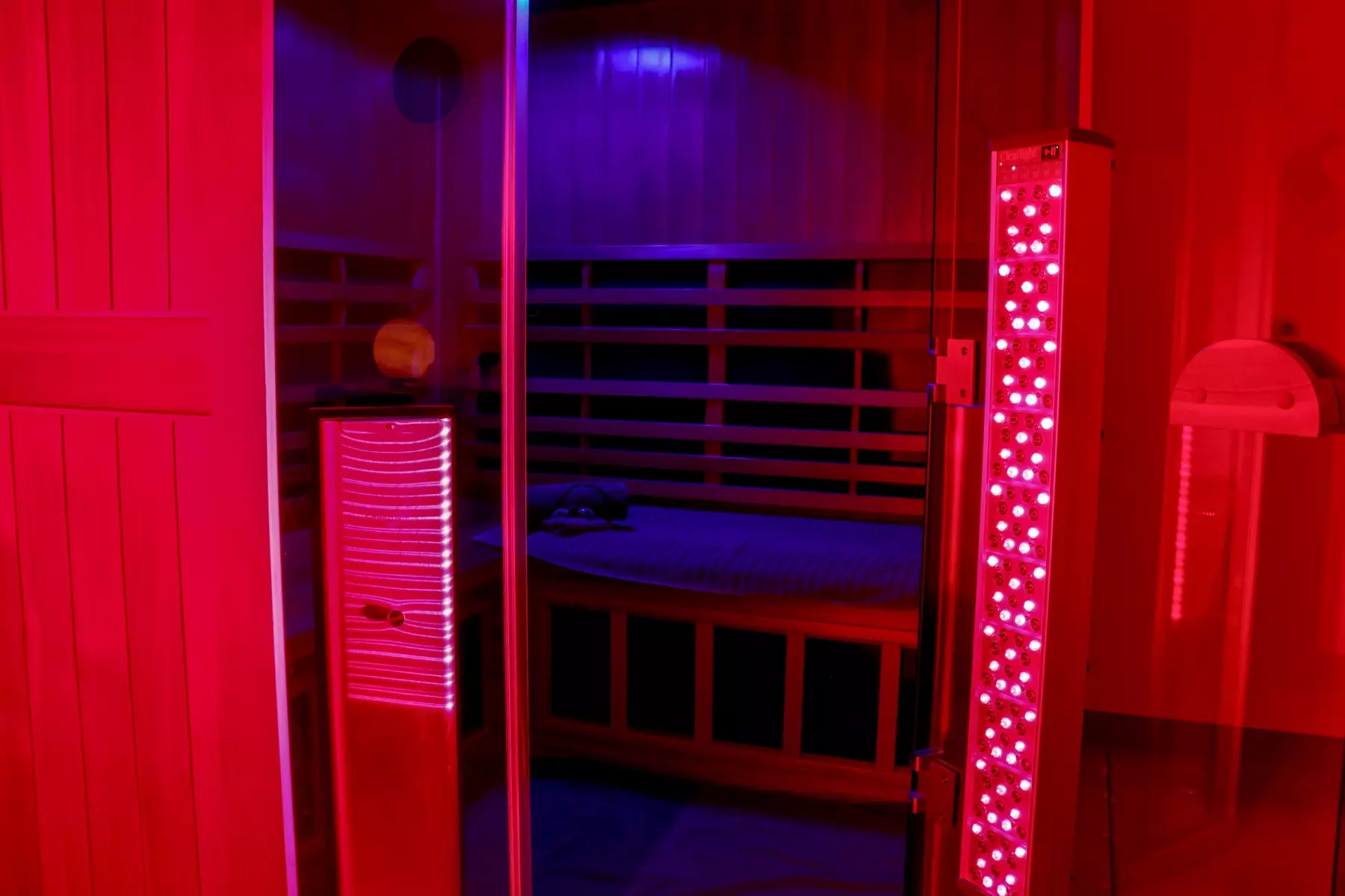 Unleash Your Inner Glow: Experience the Magic of Infrared Therapy!