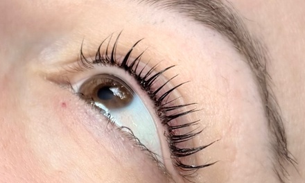 Korean Lash Lift session - Angie’s Glo Lounge