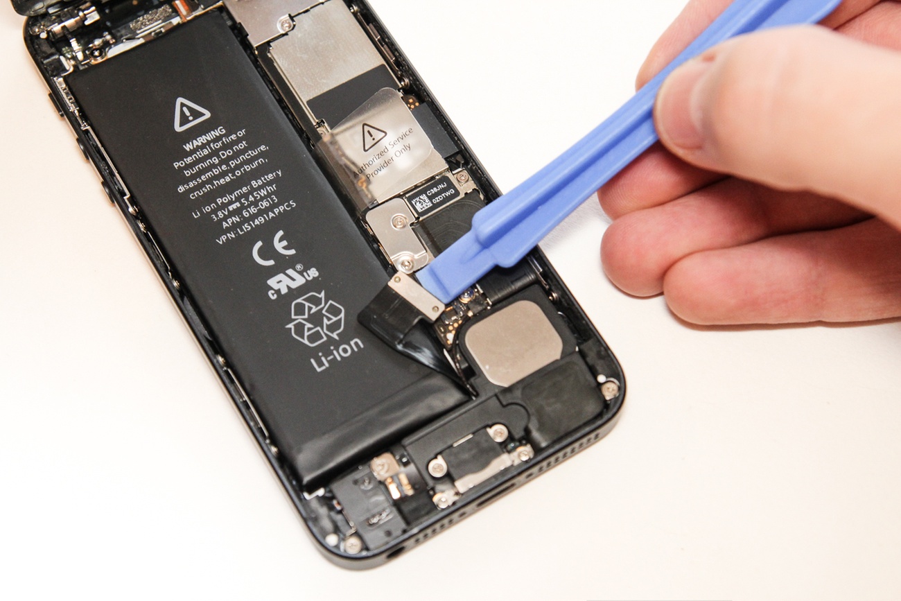 Up to 64% Off on On Location Cell Phone Repair