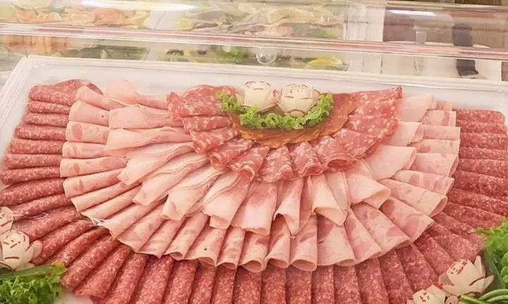 Montags-Freitags: Frühstücksbuffet für 1-2 Personen