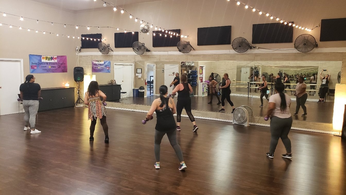 Get Fit with 5 Dance Classes or Unlimited Monthly Sessions