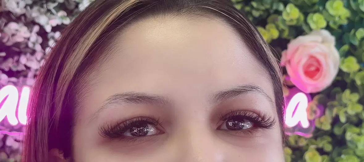 Up to 56% Off on Eyelash Extensions at Beauty Queen Spa - Second Medium