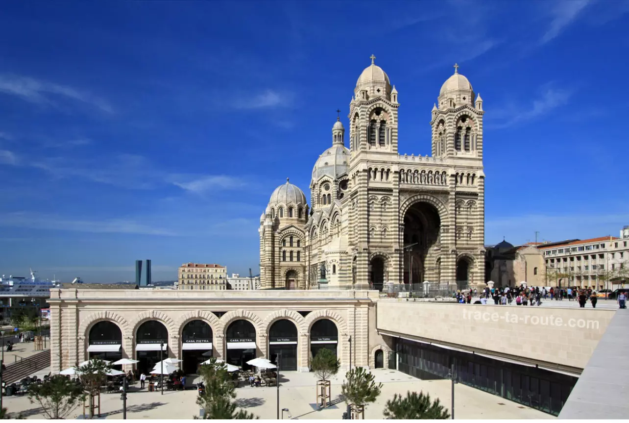 Jusqu'à 50% de remise sur Visite - Guidée chez Zzcar