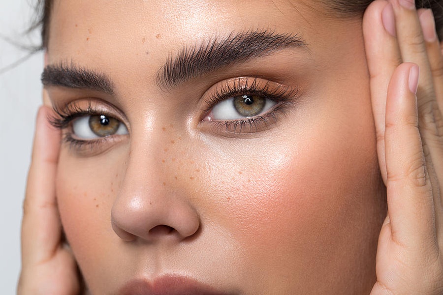 Eyebrow and Lash Transformation Awaits!