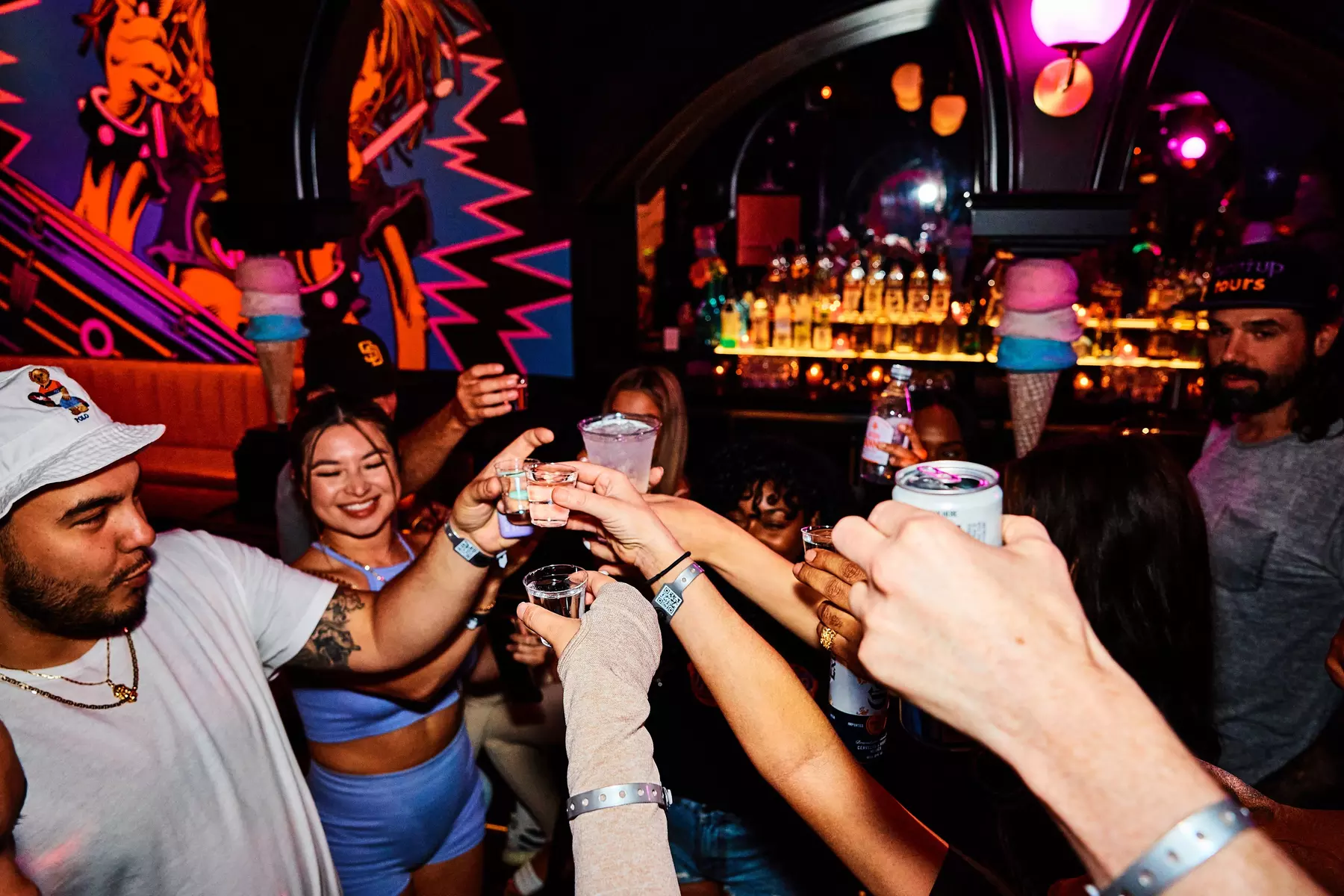 VIP Bar & Club Crawl at Fremont St. Old Vegas for All