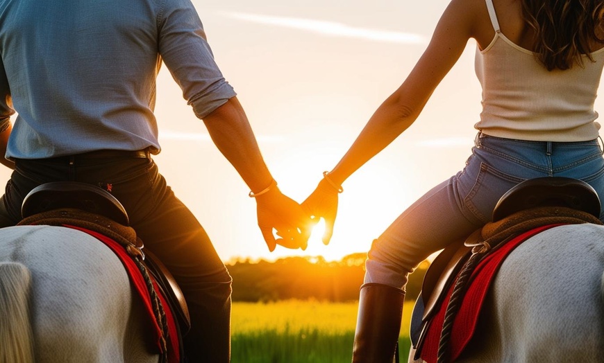 Image 1: Paseo a caballo en entorno natural para cualquier nivel (hasta 4 pax.)