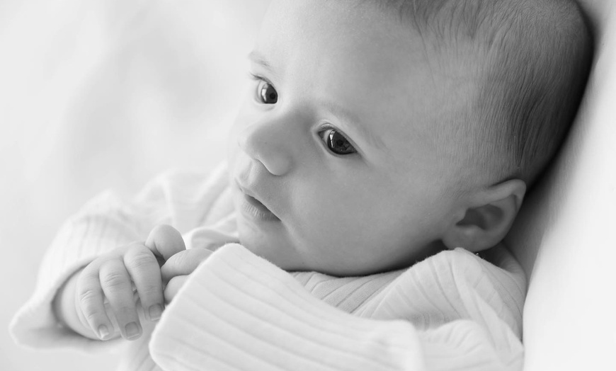 Image 1: Baby, Toddler or Child Photoshoot