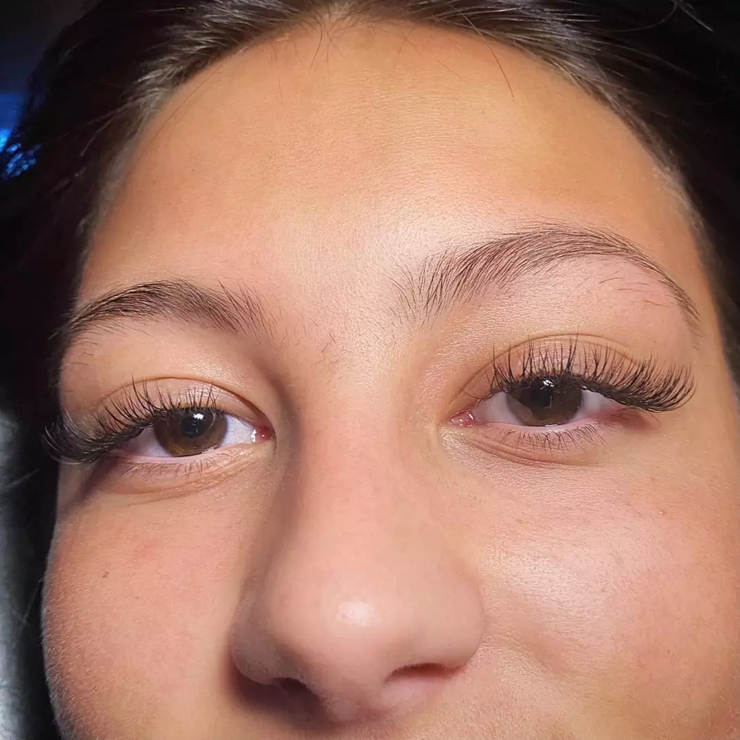 Up to 35% Off on Eyelash Extensions at Lunar Lash Bar - Second Medium