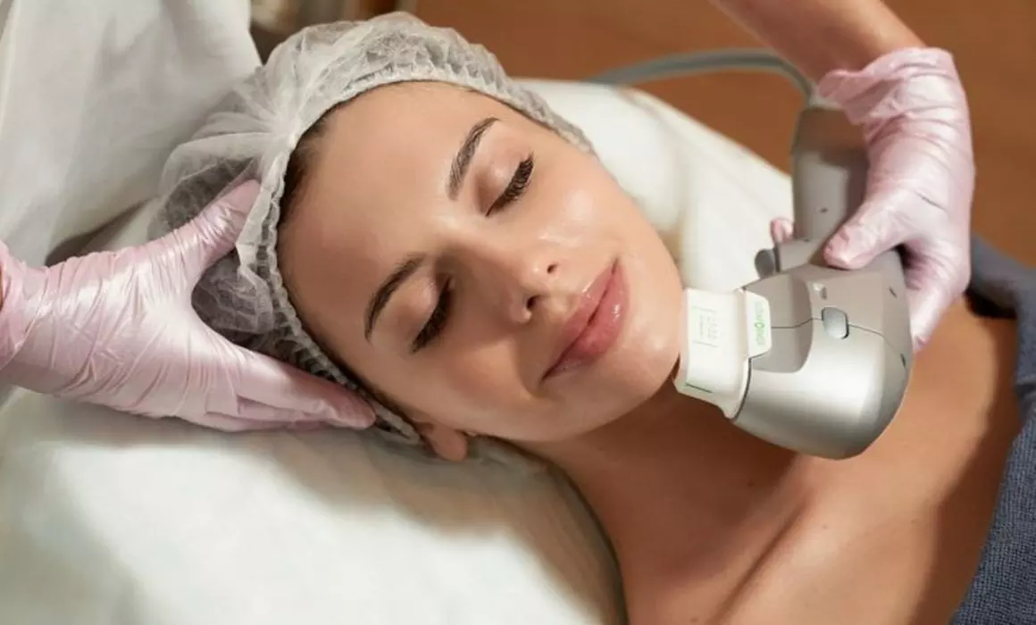 Up to 70% Off on Facelift - Non-Surgical at Santorini Spa Llc