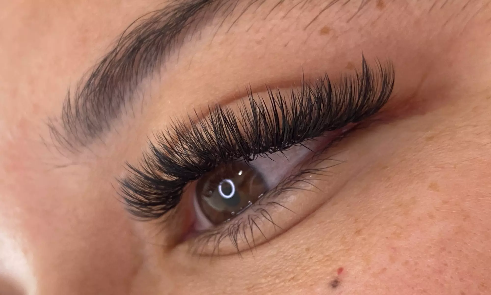 Up to 30% Off on Eyelash Extensions at Lit lashes co