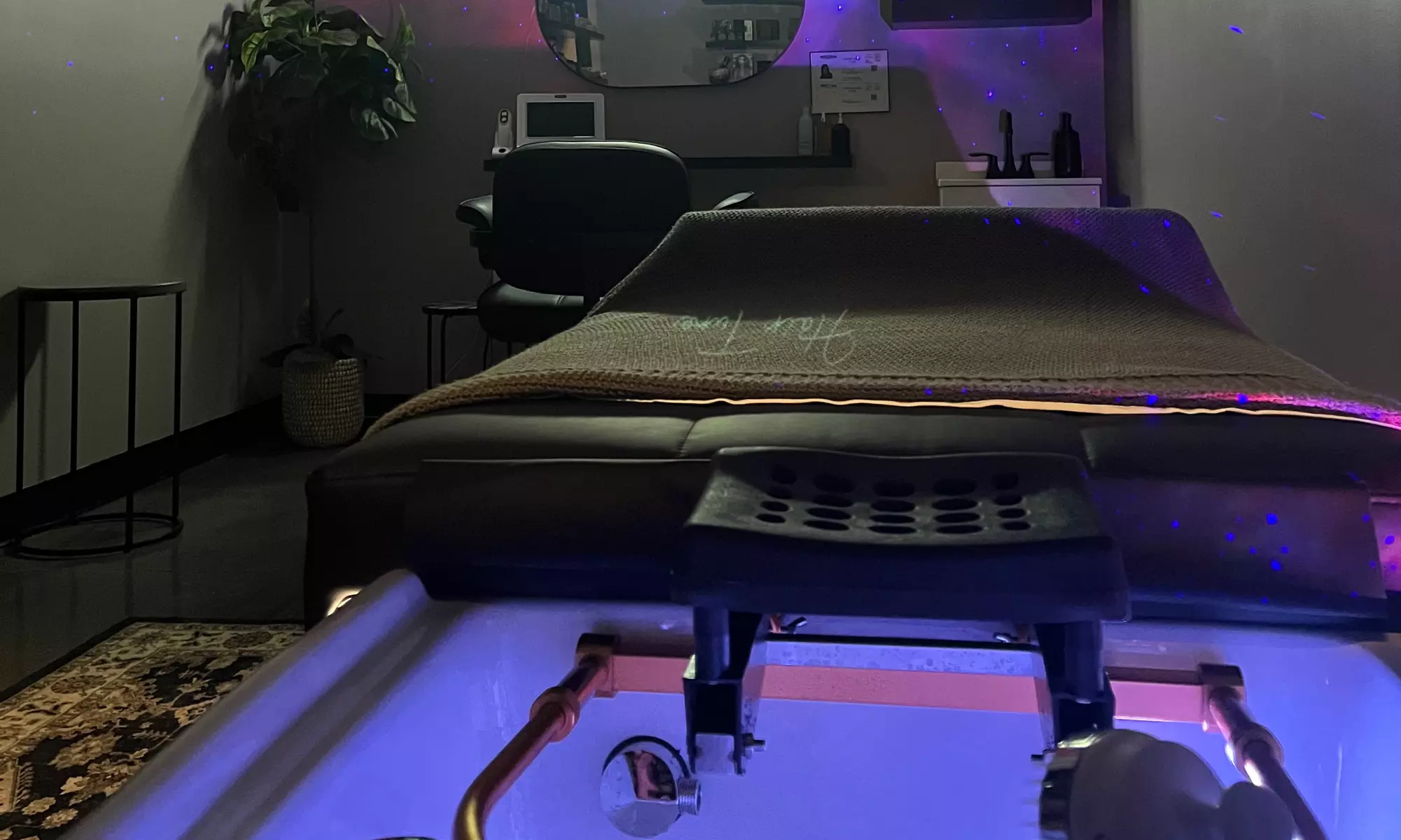 Experience One, Two or Three Ritual Treatment Sessions+Scalp Analysis