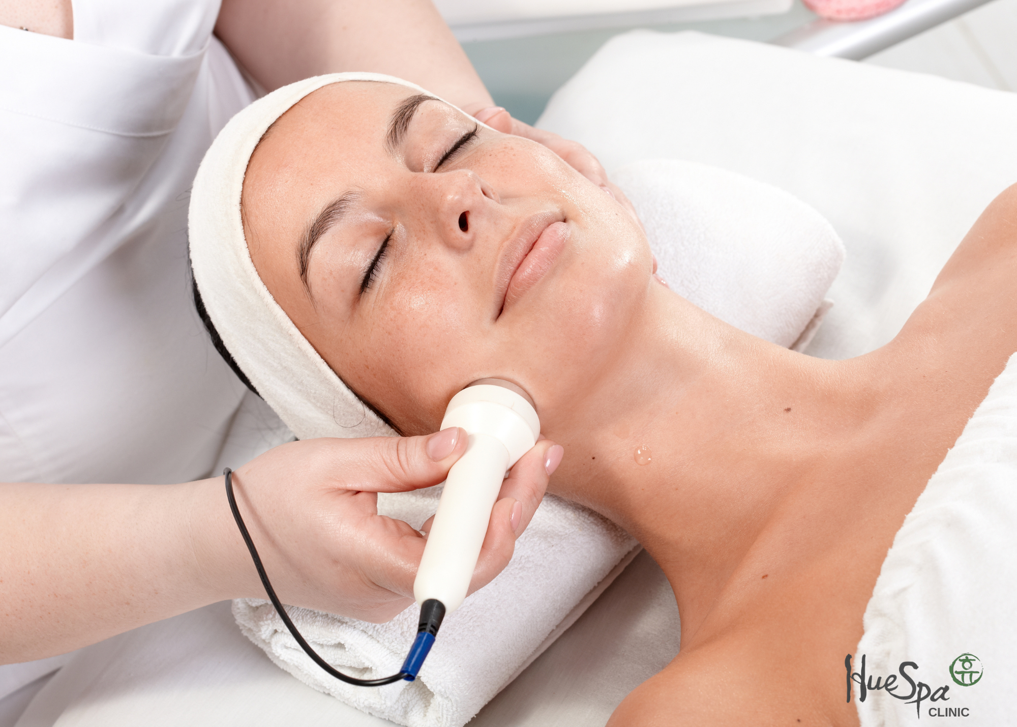 Glow Up with 60 or 90-Minute Korean Facial + Opt Back Massage