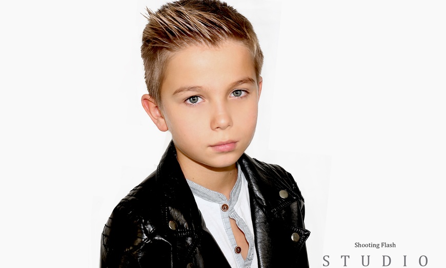 Image 6: Shooting enfants STUDIO POSE AGENCE