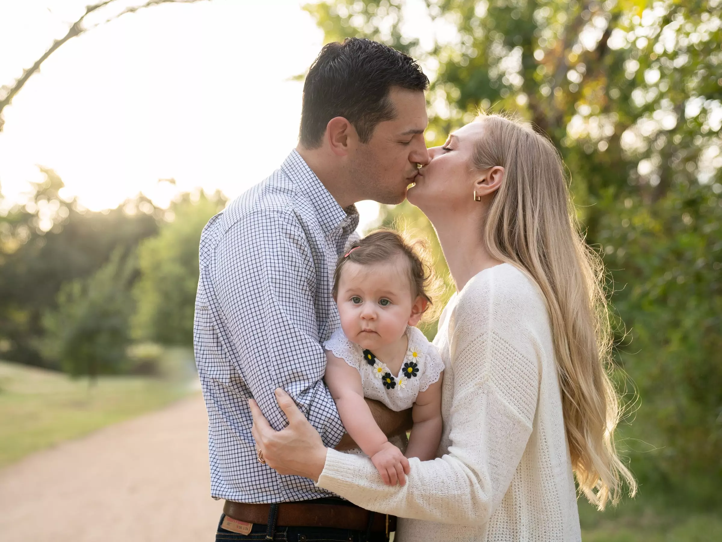 Capture Moments with a 30 or 60-Minute Outdoor Photography Session