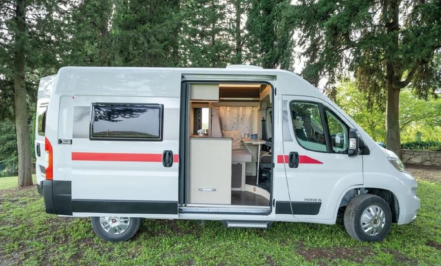 Image 1: Location de véhicule de loisir / caravane avec Linstemps Van
