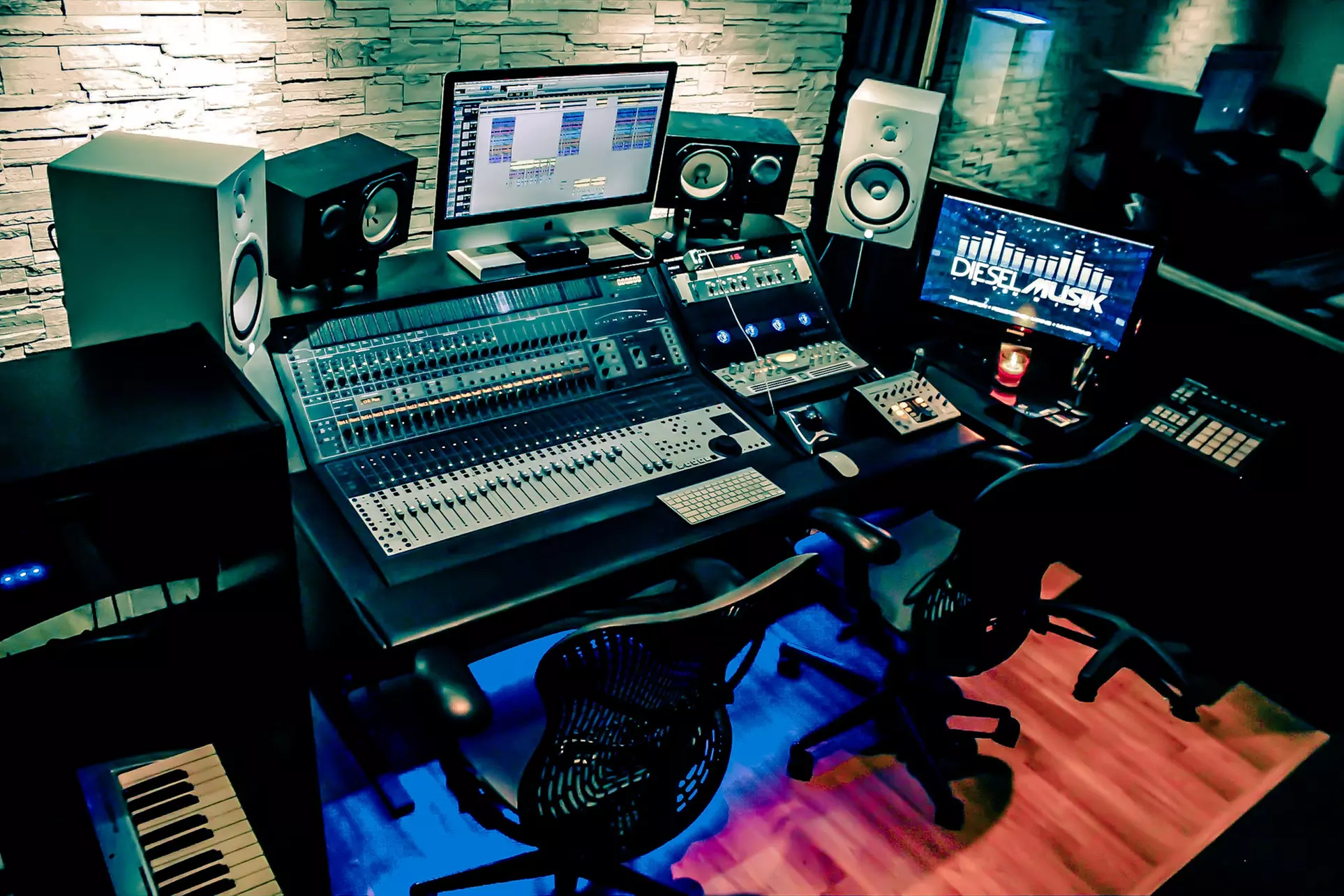 Up to 40% Off on Recording Studio Rental at DieselMusikStudio - Second Medium