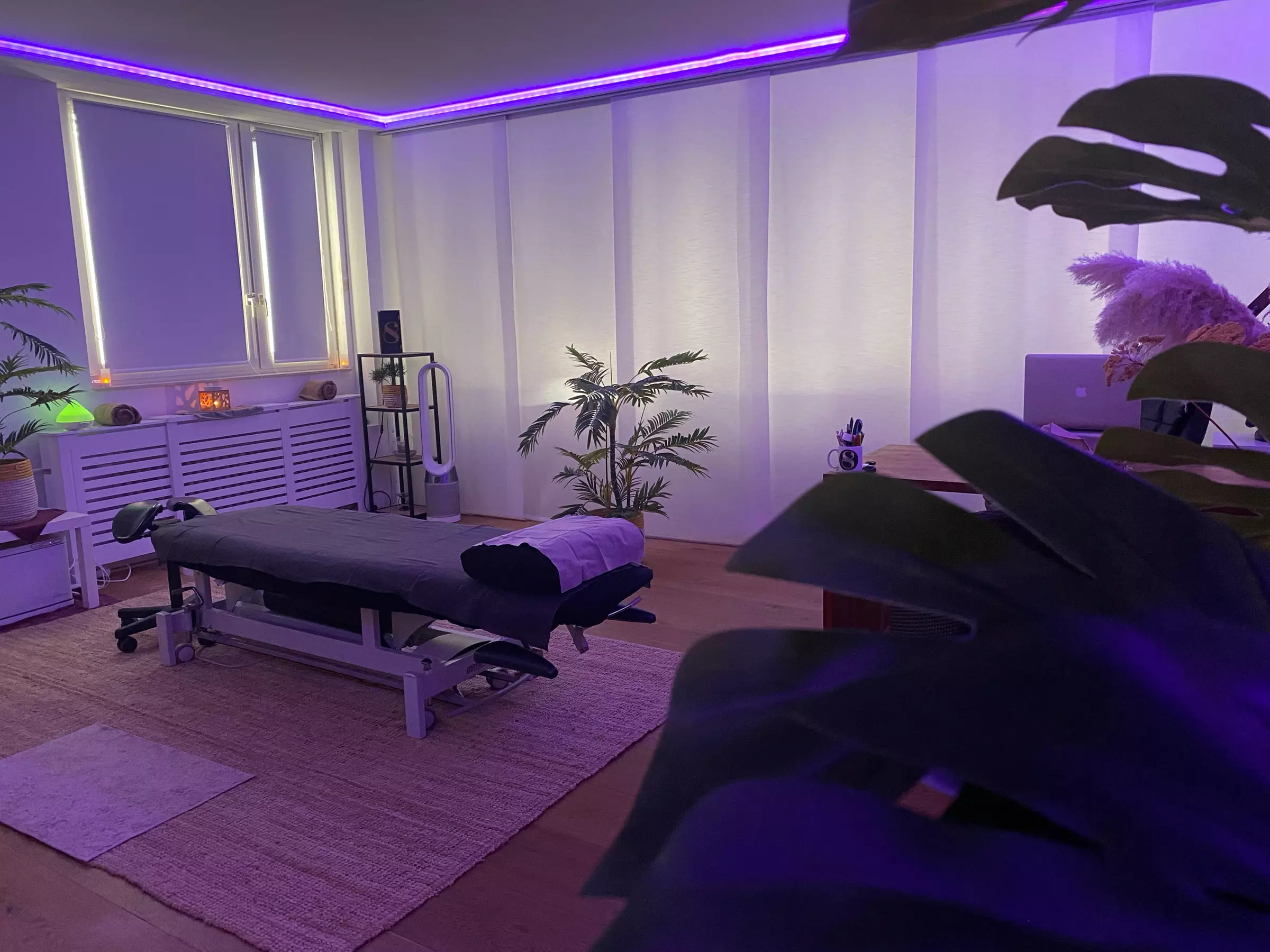 1 - 4 Hydro-Jet-Massagen opt. mit Presso-Therapie à 25 Min. für 1 P.