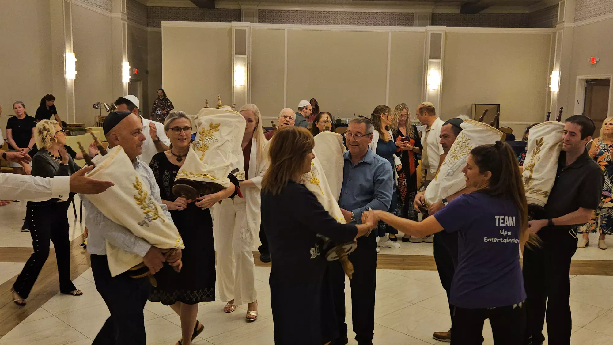 Tailored Entertainment for Adult with Event Animation