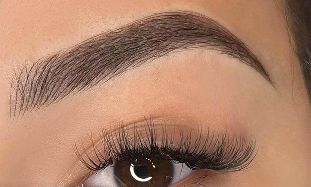 Up to 40% Off on Eyebrow Embroidery at Silhouette Chic Aesthetics