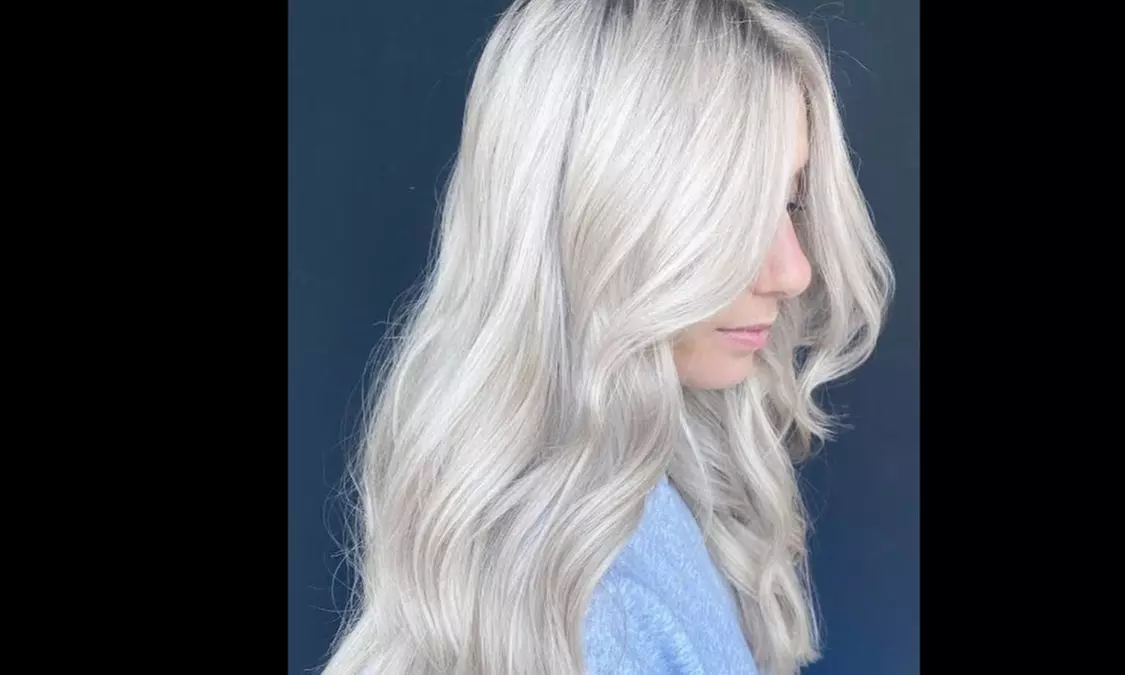 Up to 25% Off on Salon - Highlights or Balayage with Mei-ling  - Second Medium