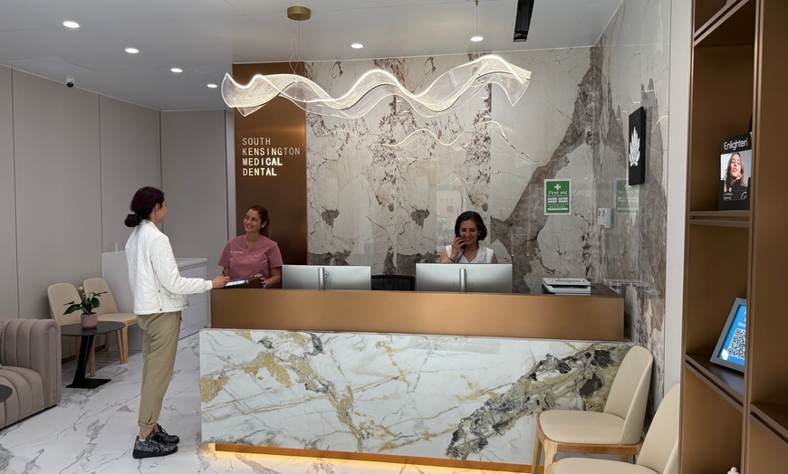 Image 2: Refresh Your Smile with a Professional Dental Hygienist Cleaning