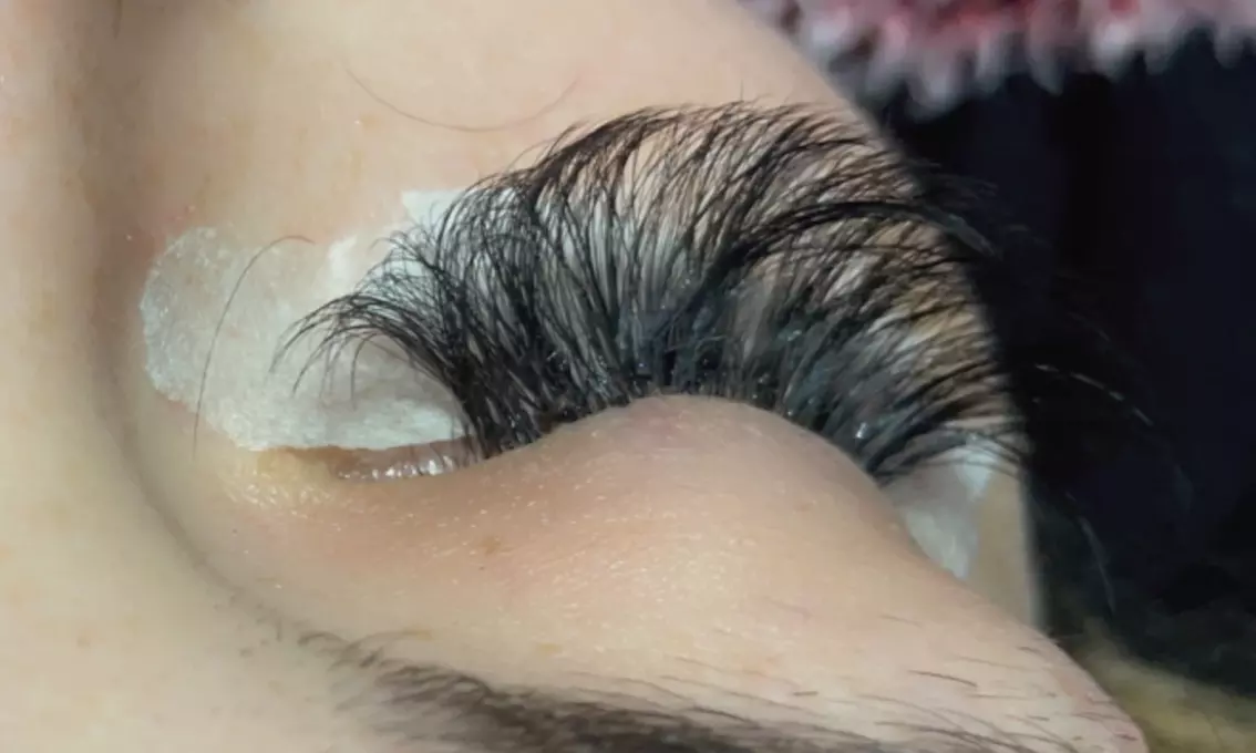 Up to 58% Off on Eyelash Extensions at Raw Expressions - Second Medium