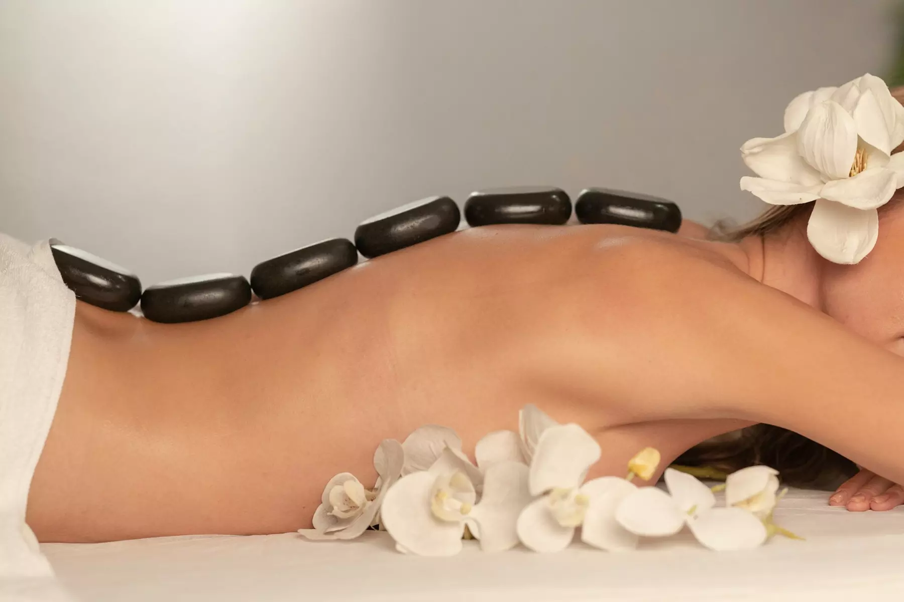 Melt Away Stress with an Expert Tailored Signature Deep Tissue Massage