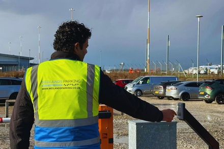 Midlands Parking [non-flexible] - East Midlands Airport - 7 days | [Feb-March] - Midlands Parking Meet and Greet